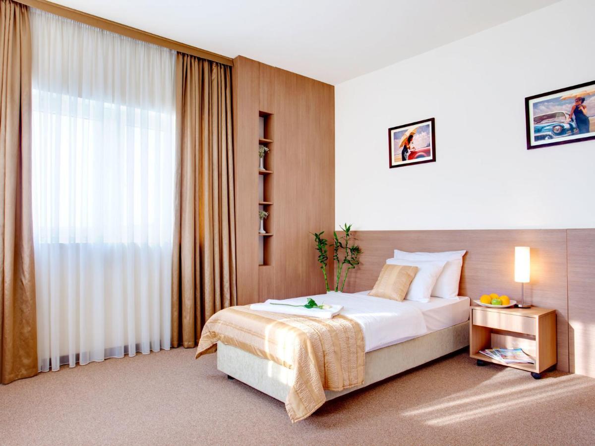 Hotel Knezevina Vranić Habitación foto